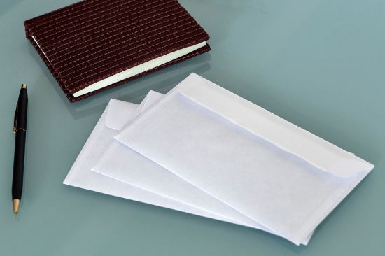 Pralb 200pcs Envelopes Self Seal, 4 x 6 Blank White Kraft Paper Envelopes Self Seal Business Envelopes for 4x6 Cards, Photos, Weddings, Invitations,No